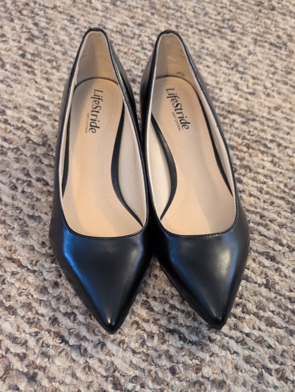 Life Stride Black Pointed Toe Leather-Look Flats Brand New